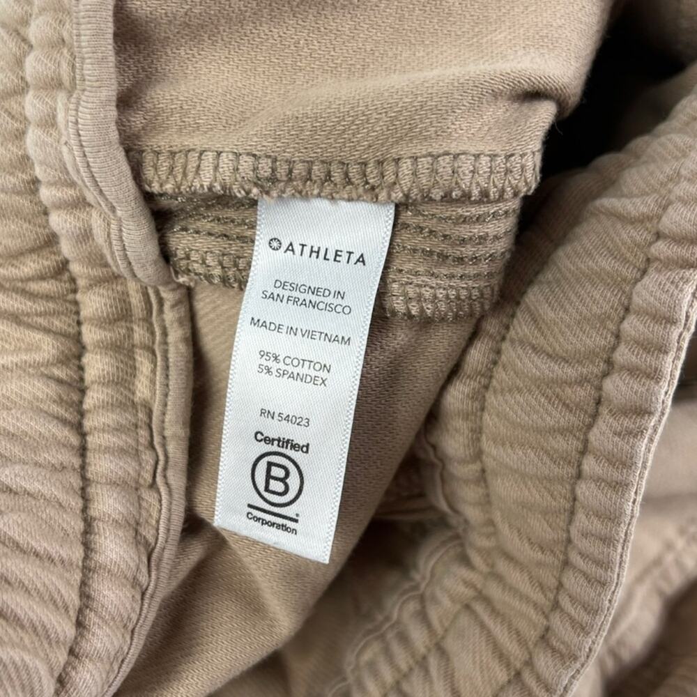 Athleta Farallon Cargo Crop Size 2 - Picture 4 of 7